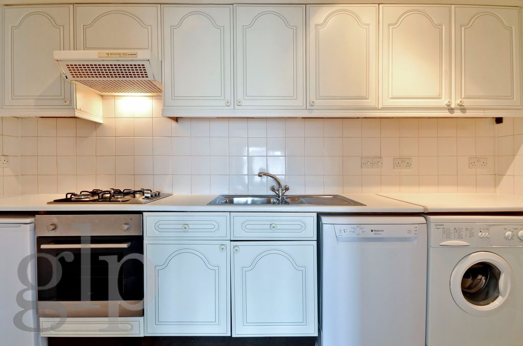 Property photo 2 of 8 496674