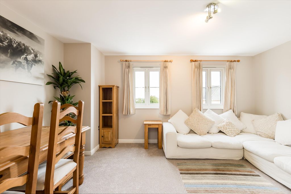 Property photo 3 of 8 Image