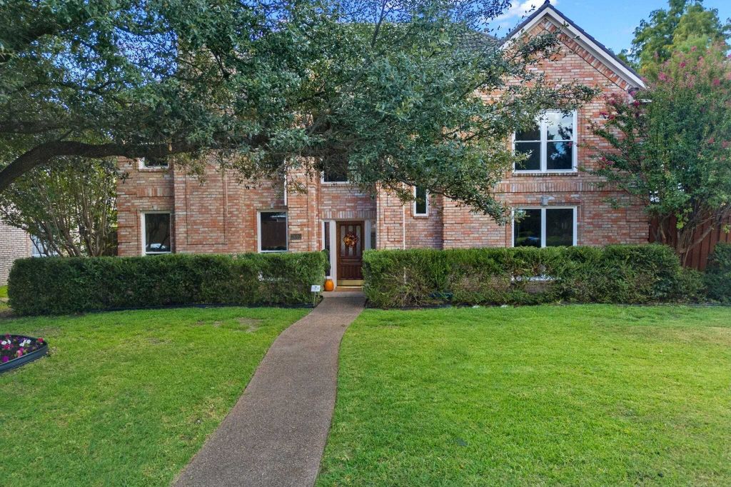 Property photo 1 of 30