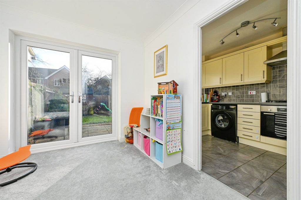 Property photo 3 of 18