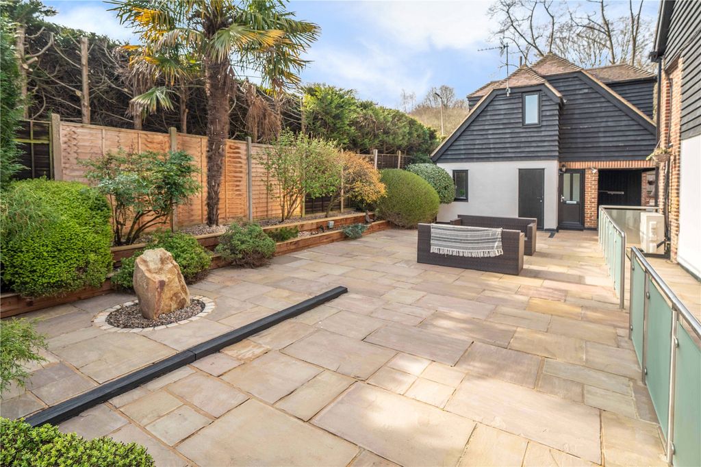 Additional image 30 of 5 bed detached house for saleHigh Road, Loughton, Essex IG10
