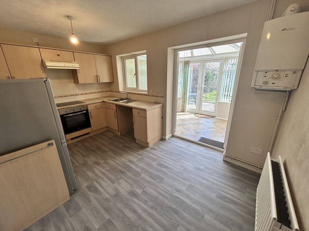 Property photo 2 of 20 Kitchen Diner B