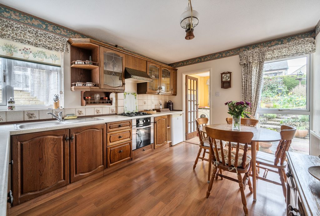 Property photo 2 of 18 1432899-6-69c6A9A...