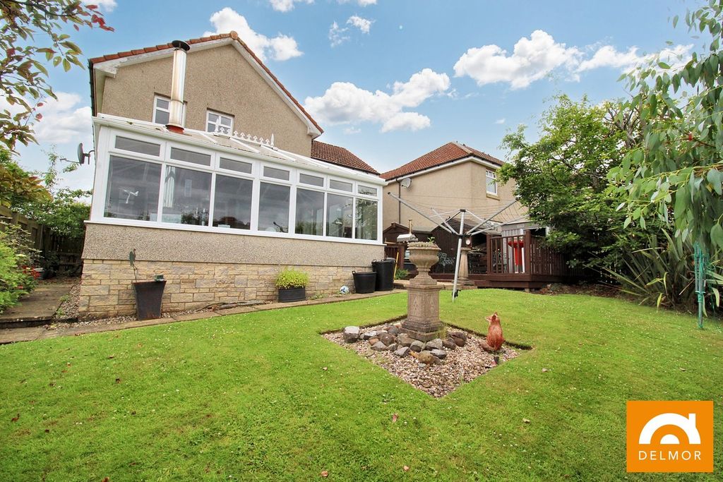 Property photo 3 of 30
