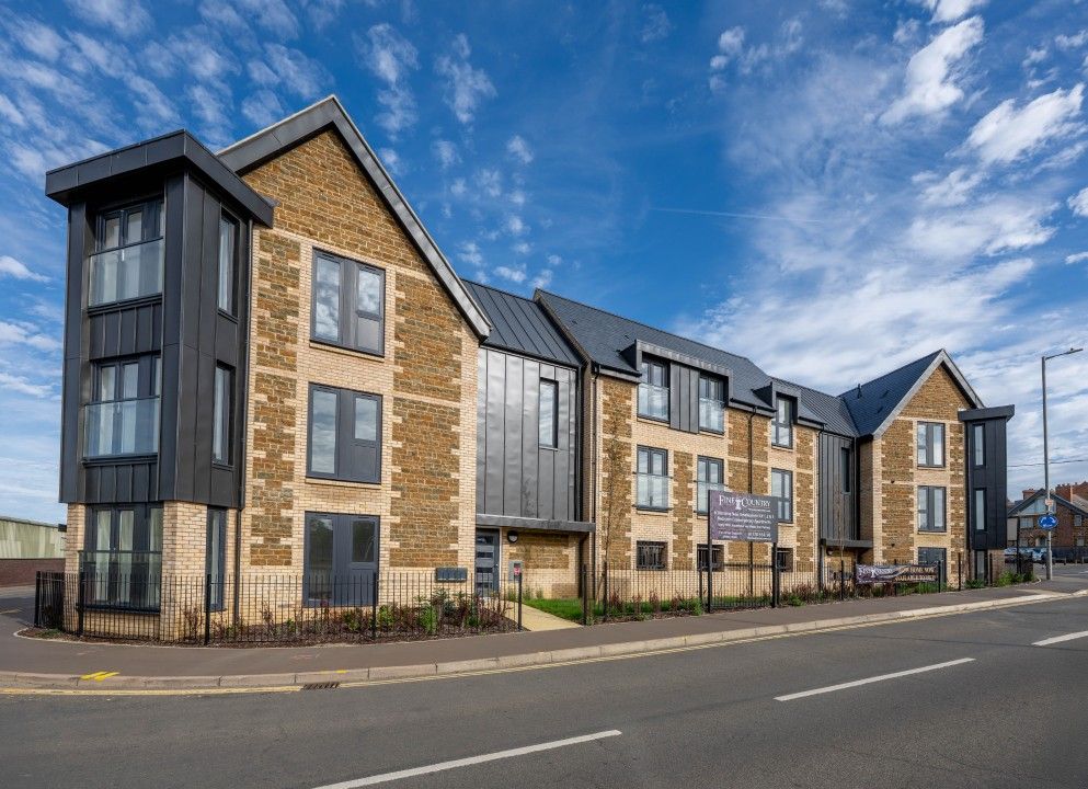 Property photo 1 of 23