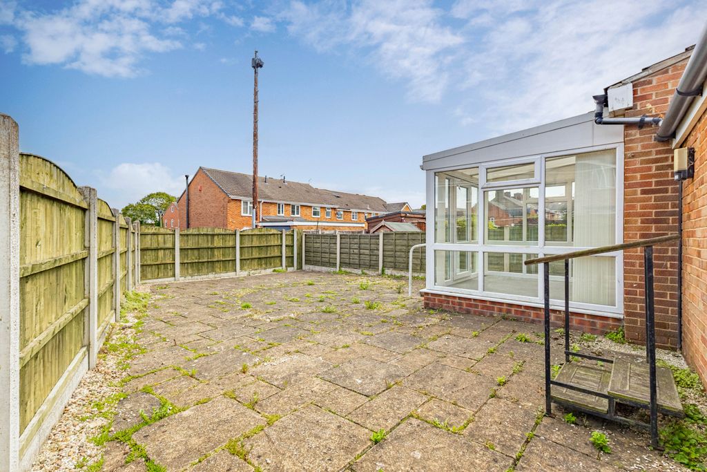 Property photo 2 of 16 Rear Garden