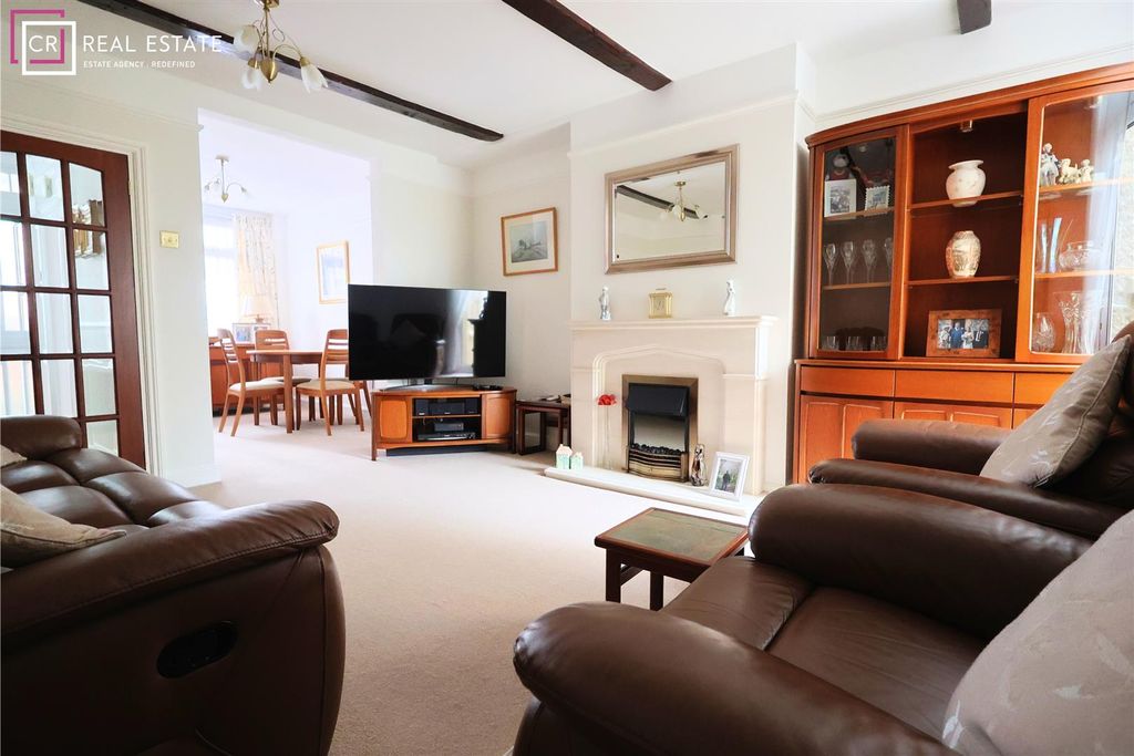 Property photo 3 of 14