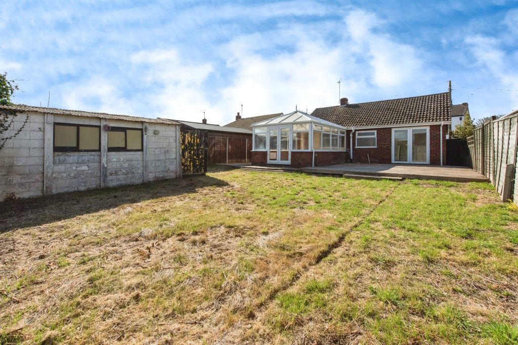 Property photo 2 of 16