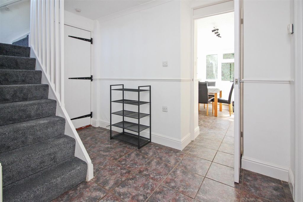 Property photo 3 of 11 Picture 3