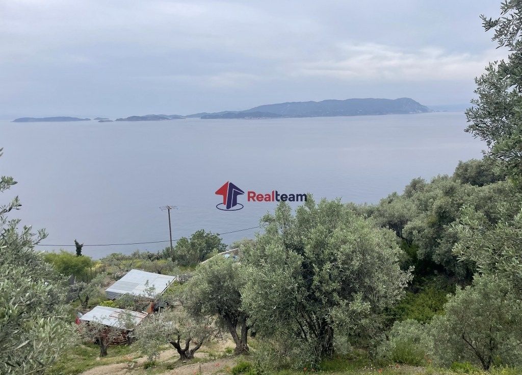 Property photo 1 of 25