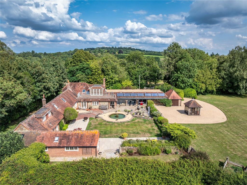 Property photo 2 of 31 Picture No. 05