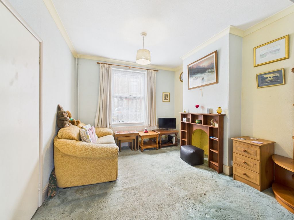 Property photo 2 of 11 Photo 9