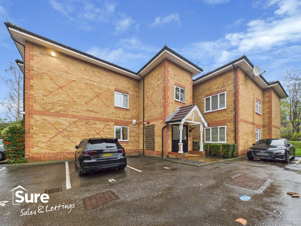 Property photo 2 of 3 4693431