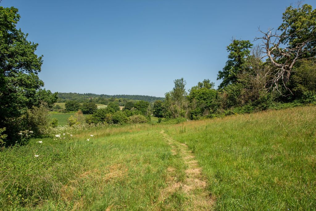 Property photo 3 of 22 Image