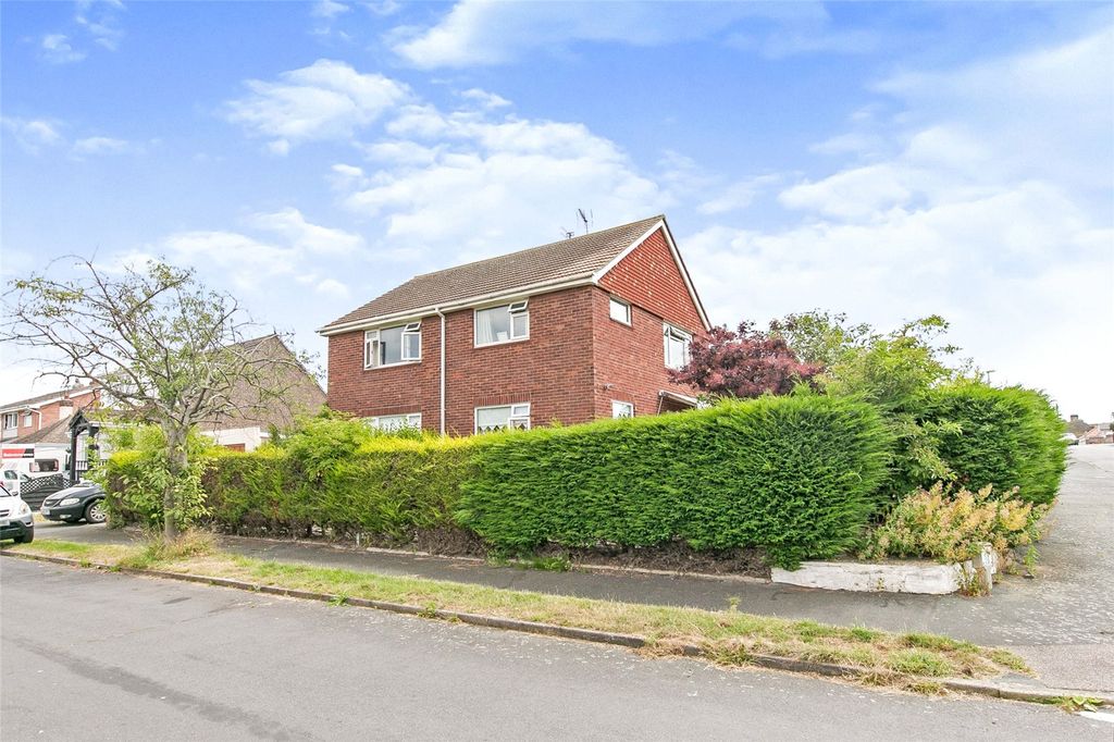 Property photo 1 of 9