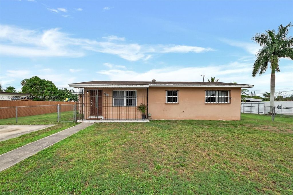 Property photo 1 of 21