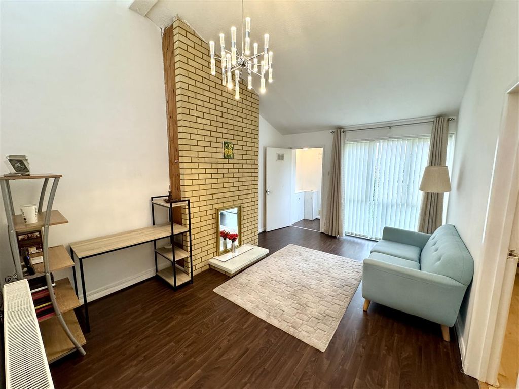 Property photo 2 of 13 Lounge/Dining Room