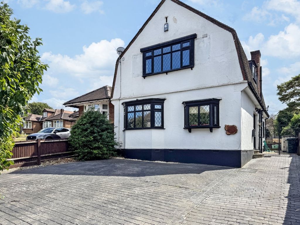 Property photo 1 of 25