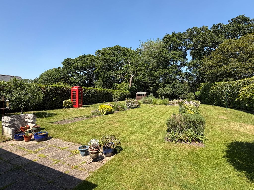 Property photo 3 of 19