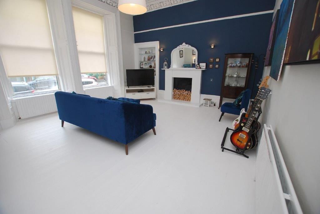 Property photo 2 of 30 75 Union Street (39)Lounge No Rug.Jpg