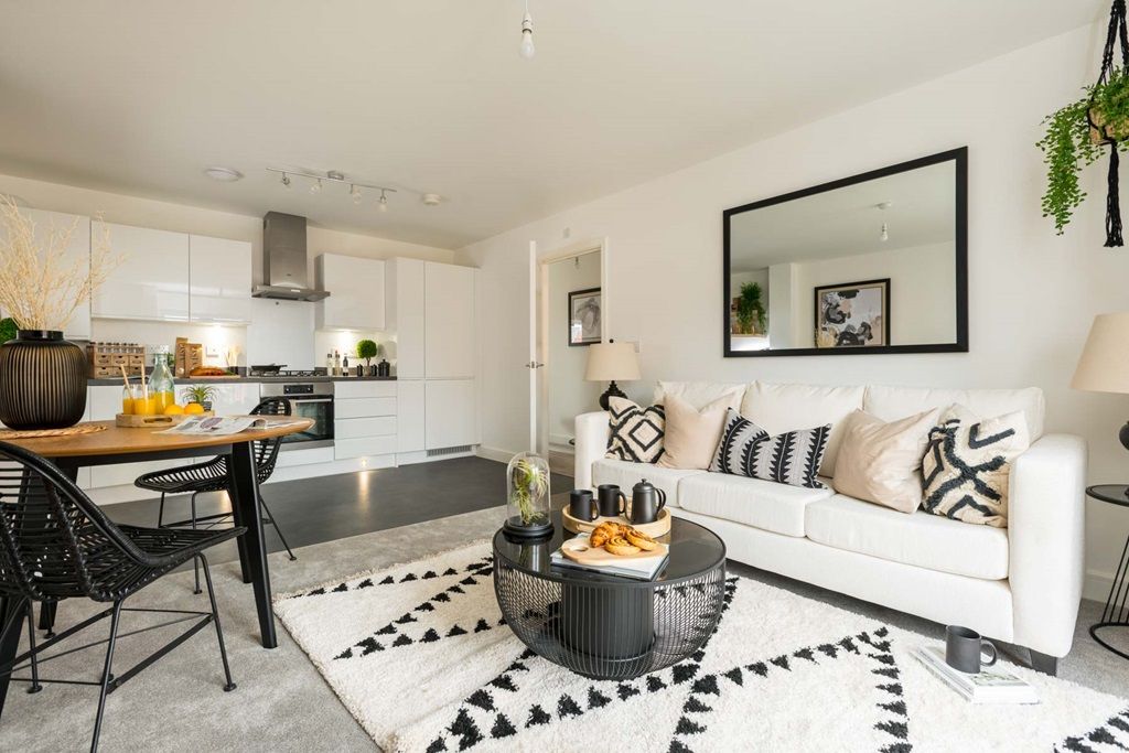 Property photo 3 of 8 The Perfect Set Up For Entertaining Or A Quiet Night In