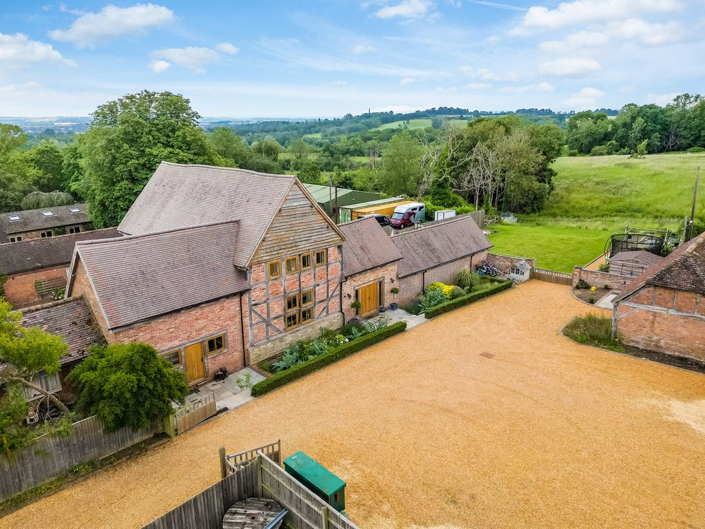 Property photo 3 of 44