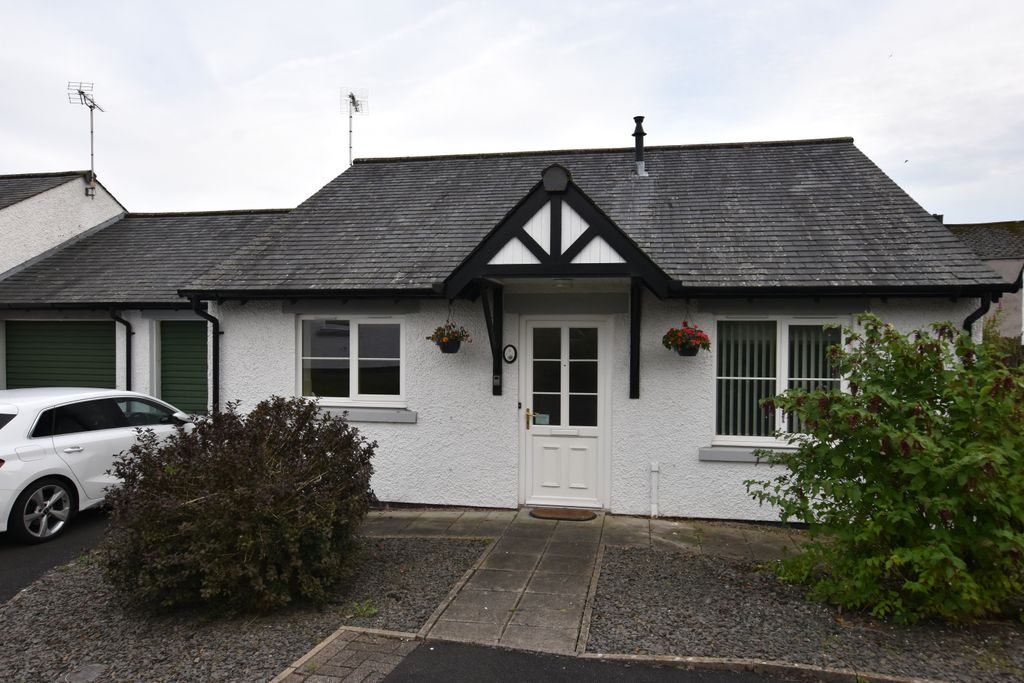 Property photo 1 of 13