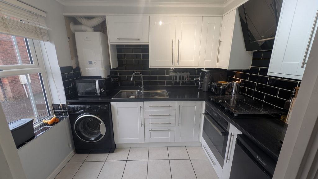 Property photo 2 of 17 Whatsapp Image 2025-12-17 At 14