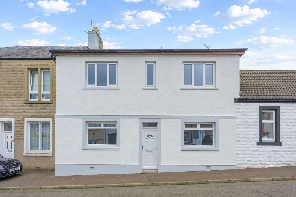 Property photo 1 of 33