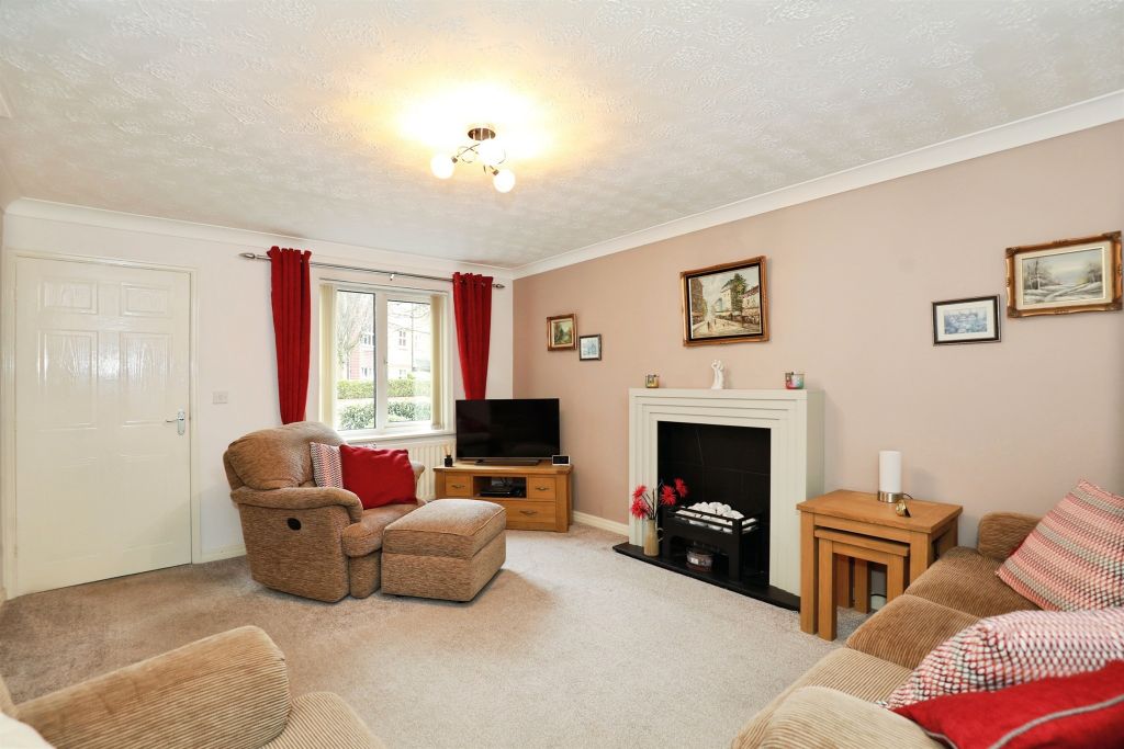 Property photo 3 of 19