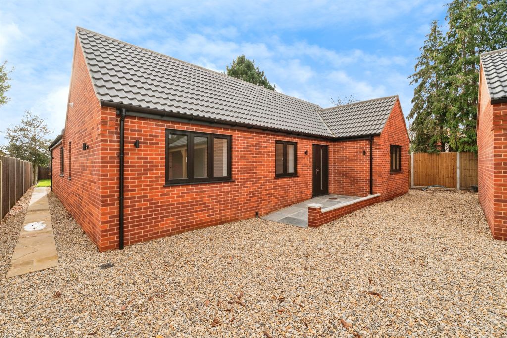 Property photo 1 of 23