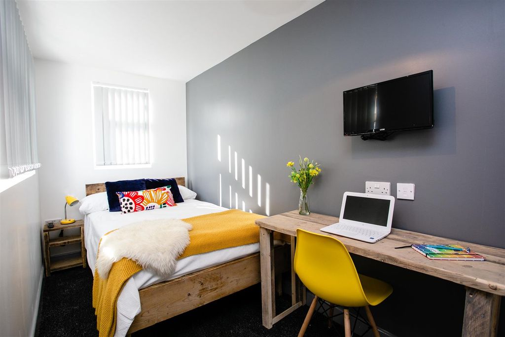 Property photo 1 of 5 34Stmr-2.Jpg