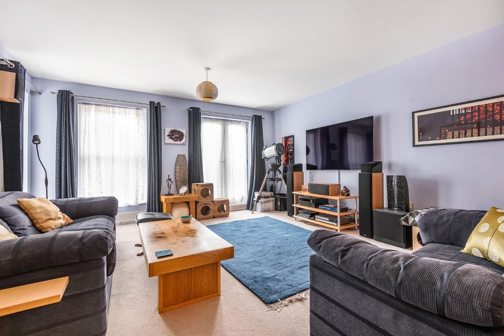 Property photo 2 of 14 830627 (2).Jpg