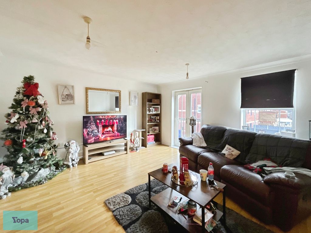 Property photo 2 of 13 F4Dd7A33-2E-4C8D-A61E-Aeb2Adee92CC-693-0000004F8612Adce