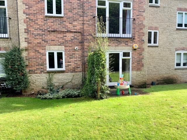 Property photo 2 of 4 Outside View