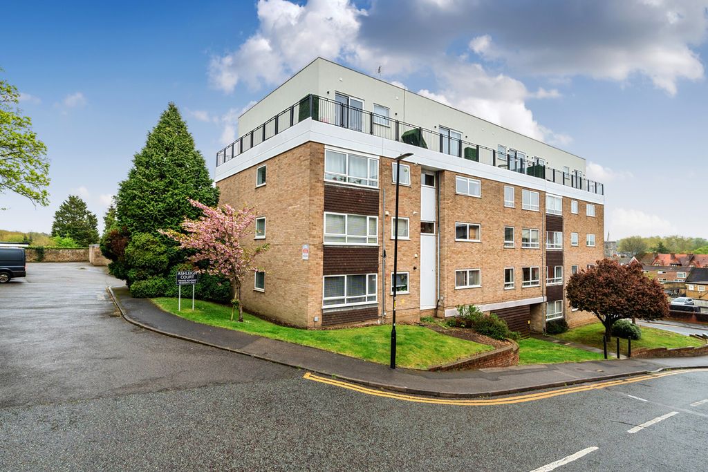 Property photo 1 of 15 1447707-2-69E0A26...