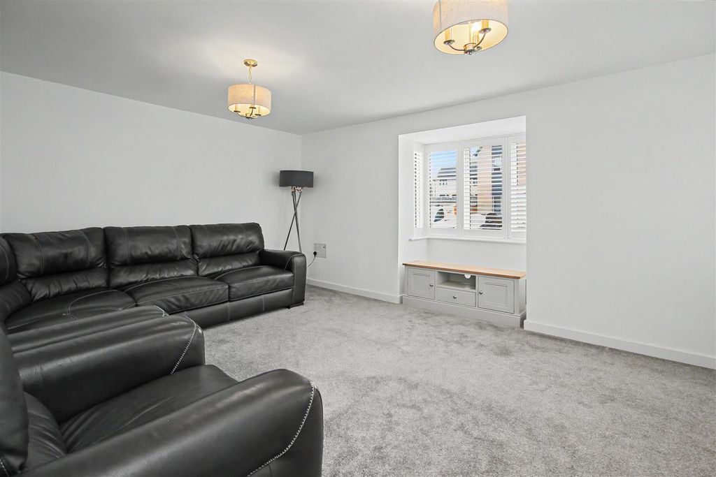 Property photo 2 of 25 Img_5396.Jpg
