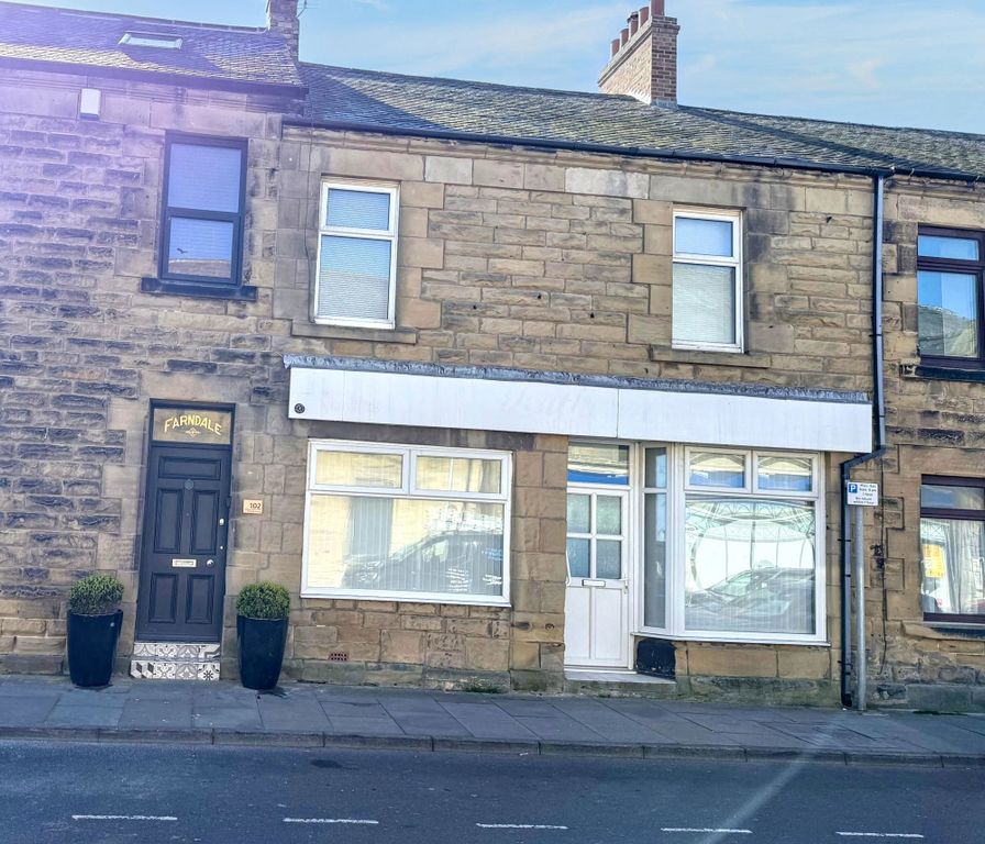 Property photo 1 of 17