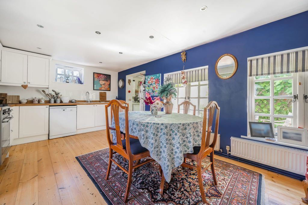 Property photo 3 of 15 Img-20251212-Wa0005