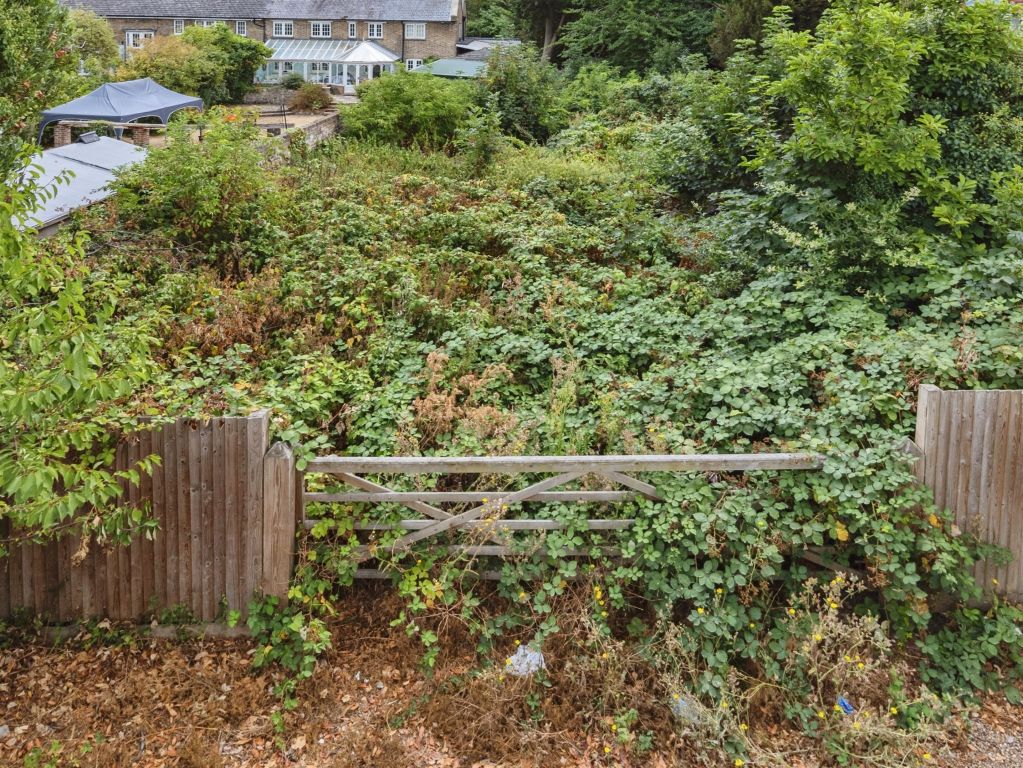 Property photo 3 of 20