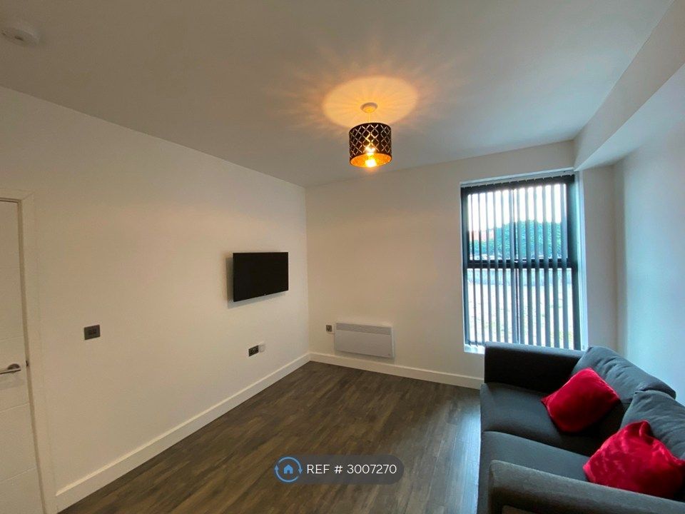 Property photo 3 of 9 Lounge
