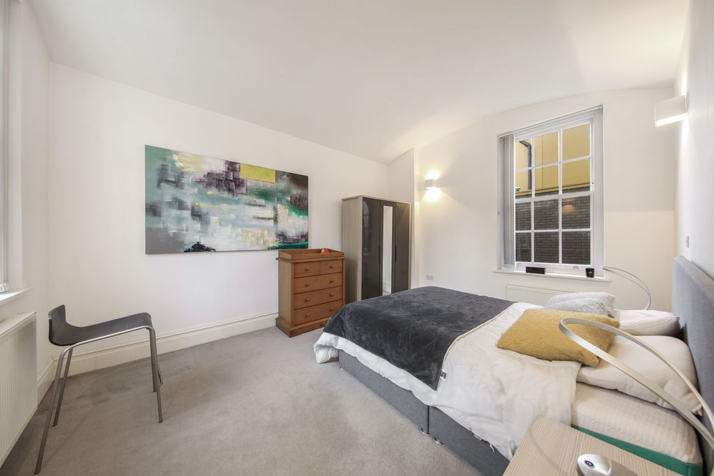 Property photo 2 of 15 Photo 7