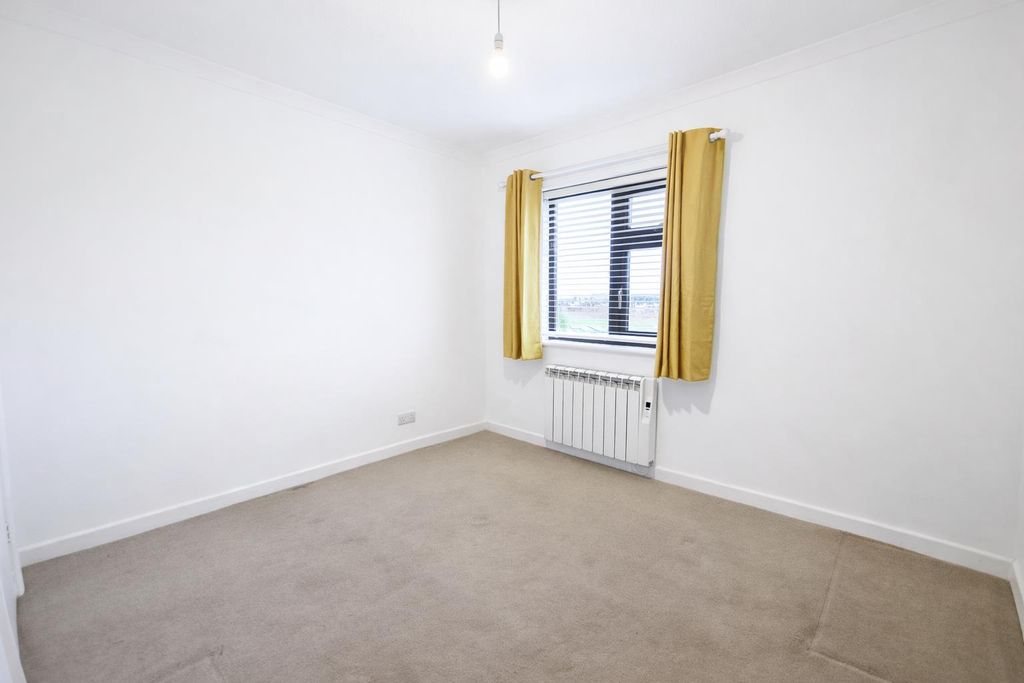 Property photo 2 of 12 Back Bedroom 2.Png