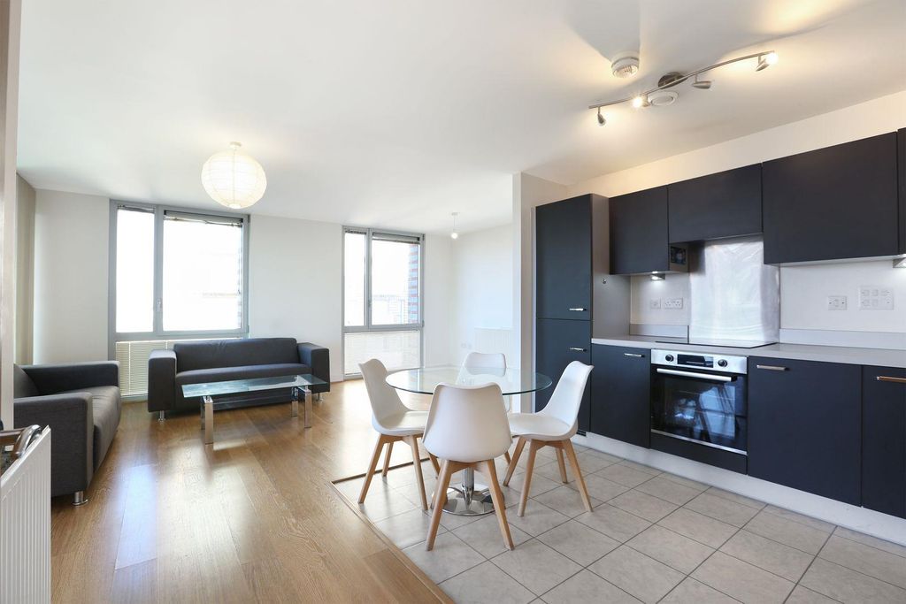 Property photo 2 of 17 Fr118Eca.Jpeg