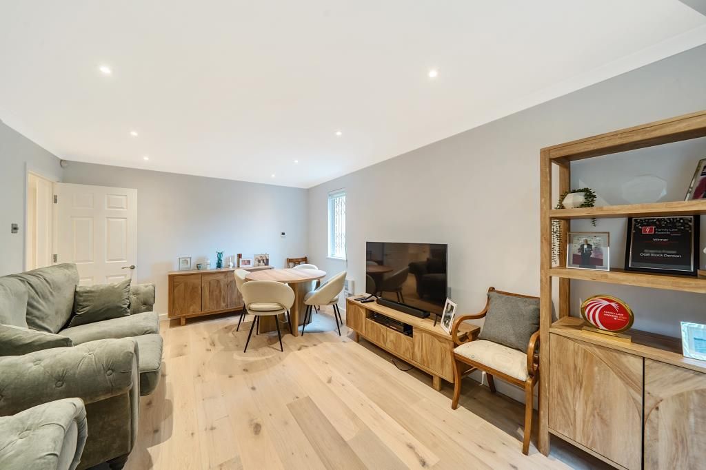 Property photo 2 of 21 Reception Room