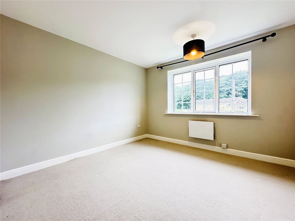 Property photo 3 of 8 Picture No. 04