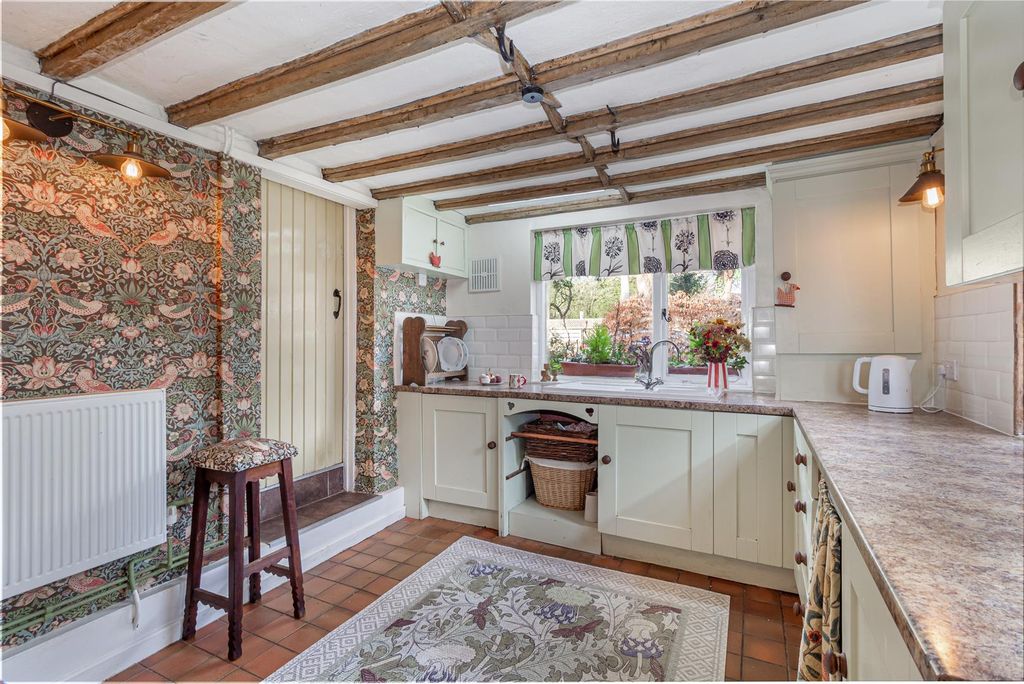 Property photo 3 of 34 Kitchen-2.Jpg