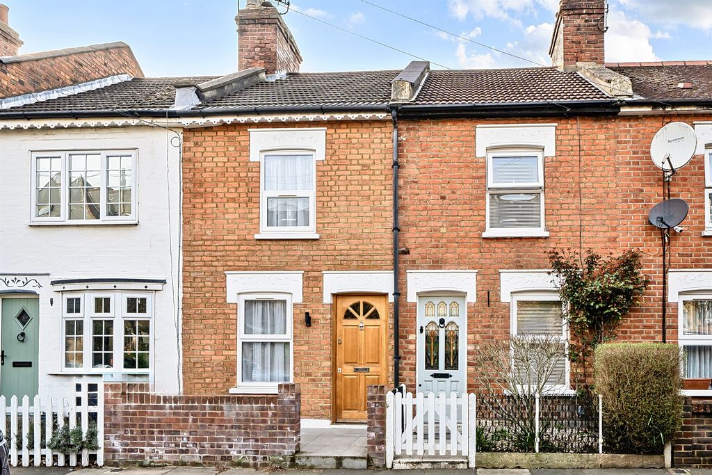 Property photo 1 of 12