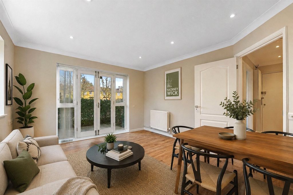 Property photo 1 of 15 Living Room