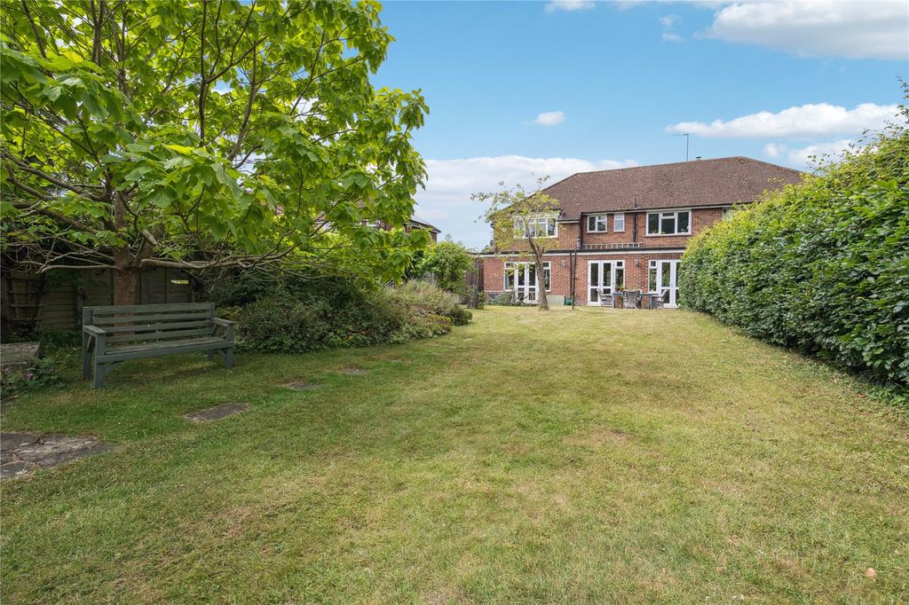 Property photo 1 of 21 Rear Garden